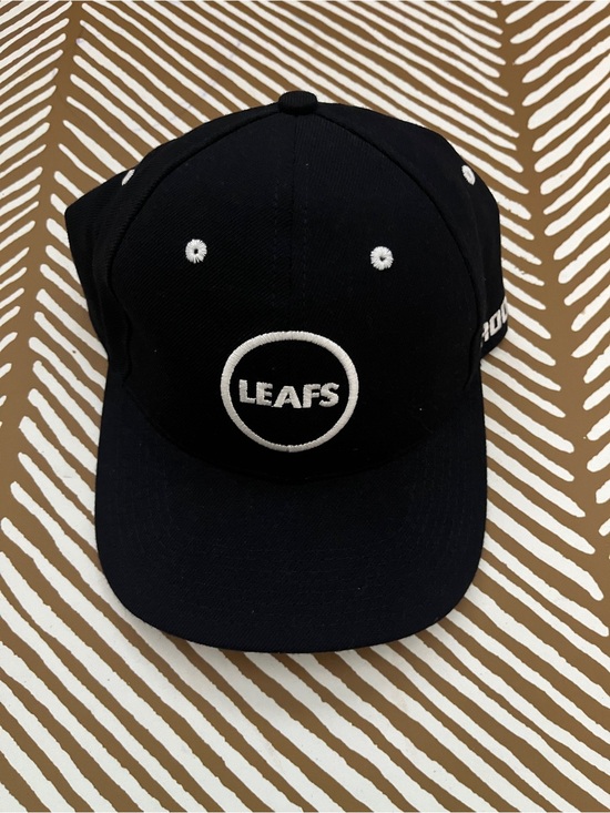 Roots Other - Roots x NHL Toronto Maple Leafs Wool Hat (M)